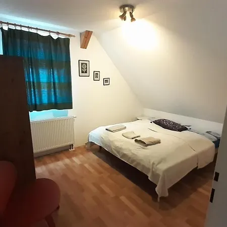V Chaloupce Na Vrsku Lägenhet *