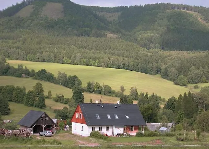 V Chaloupce Na Vrsku *